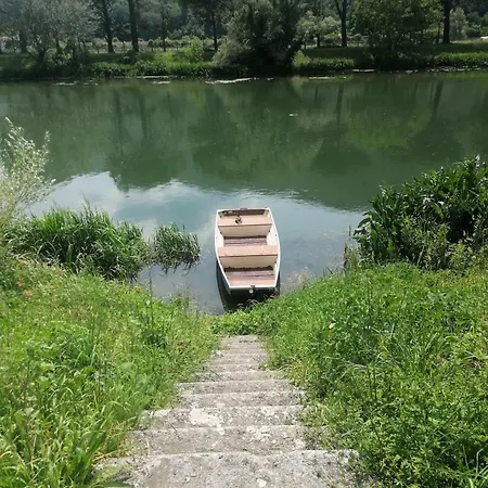 La Cannucciola *